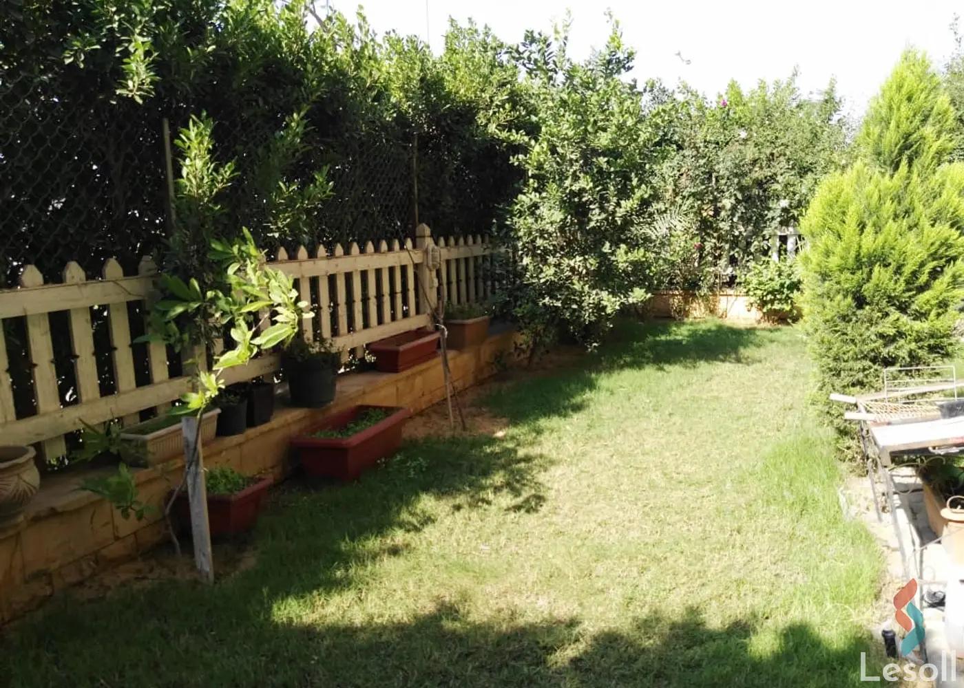 فيلا للبيع بمساحة 382 متر و 5 غرف في الشيخ زايد الجيزة