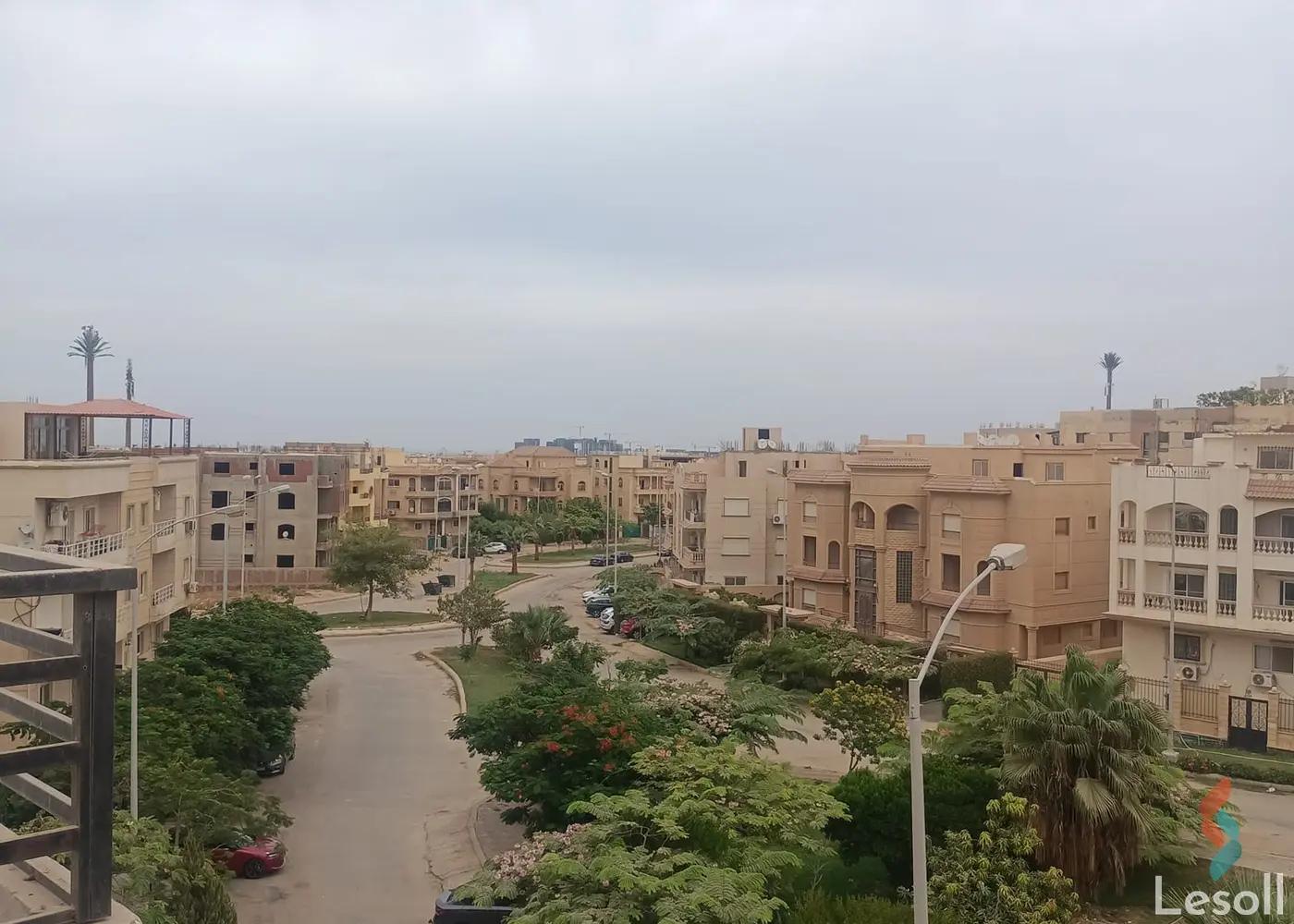 Apartment for sale with an data.area 200 meters and 3 data.rooms in Cheikh Zayed Giza - Image 2