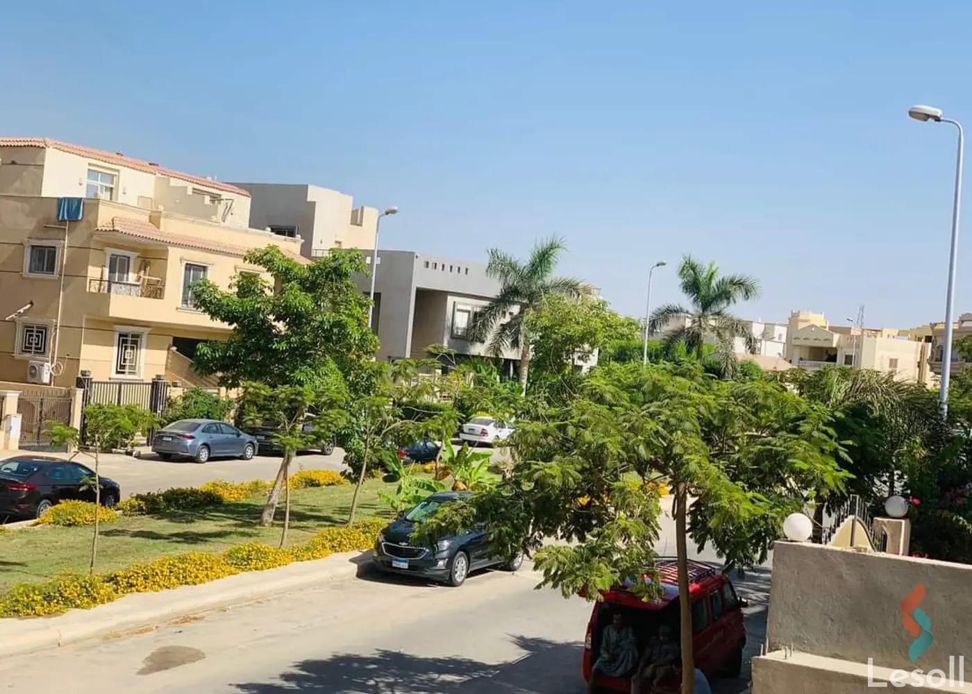 Apartment for sale with an data.area 225 meters and 4 data.rooms in Cheikh Zayed Giza - Image 4