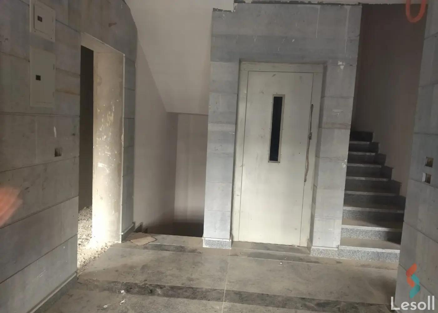 شقة للبيع بمساحة 188 متر و غرفة واحدة في التجمع الخامس القاهرة - صورة 4