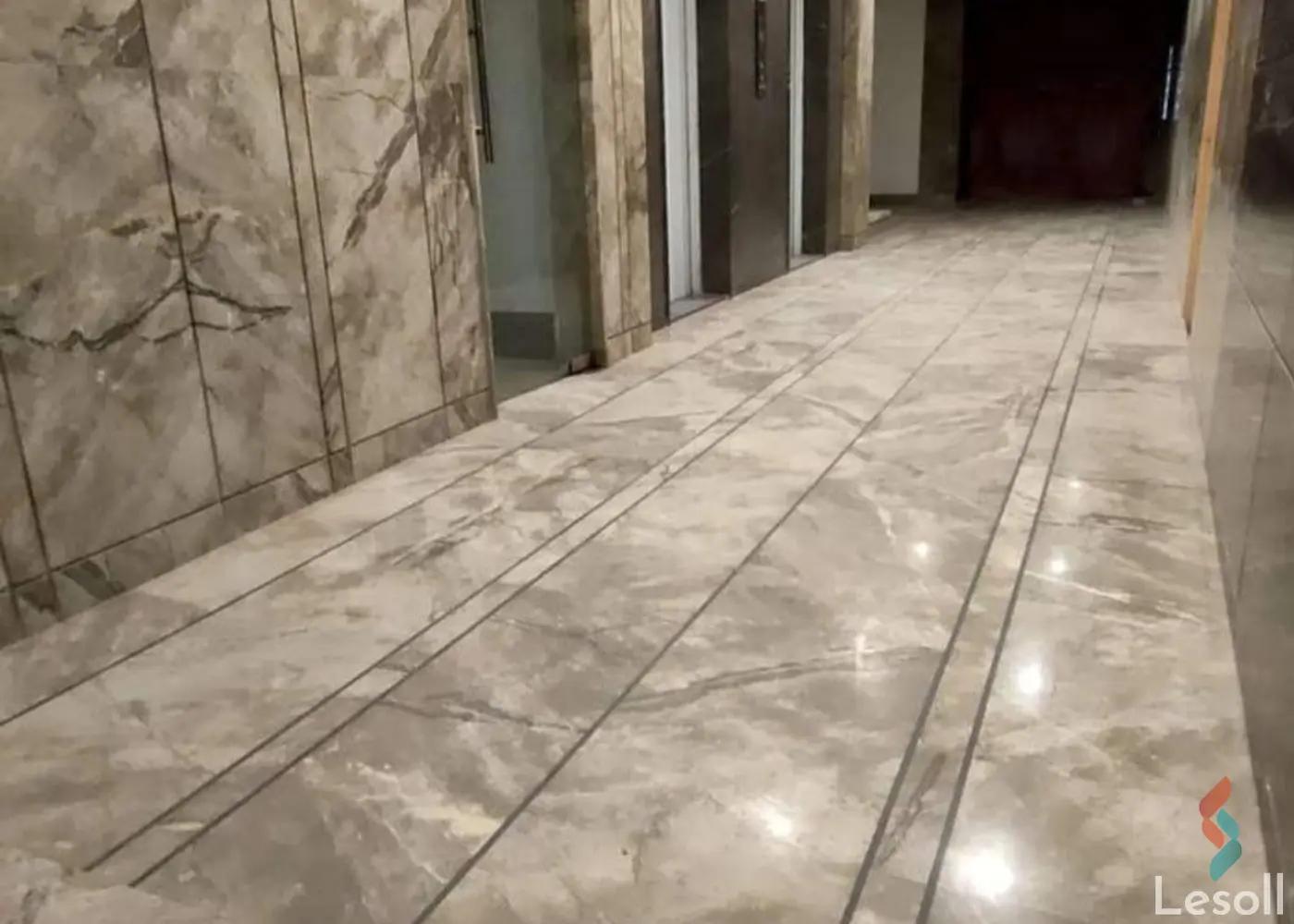 شقة للبيع بمساحة 150 متر و 3 غرف في جليم الاسكندرية - صورة 3