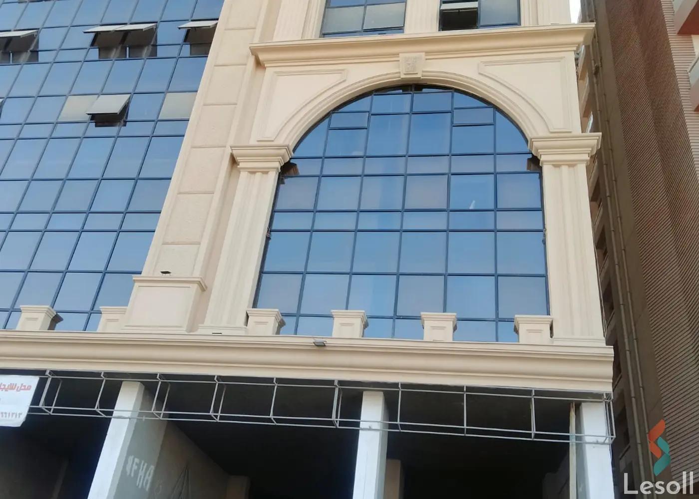 Retail for monthly rent with an data.area of 160 meters in Maadi Cairo