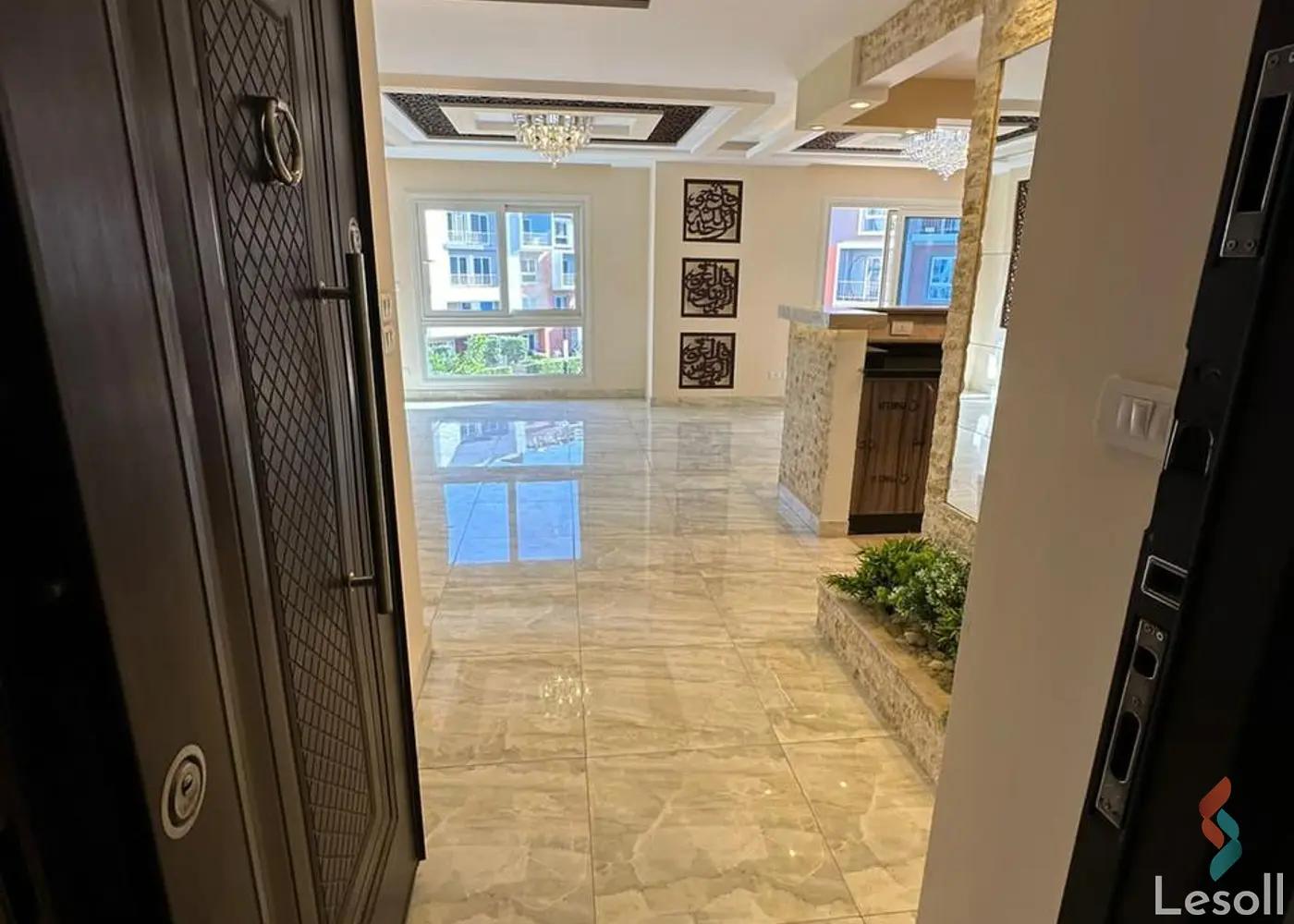 شقة للبيع بمساحة 220 متر و 3 غرف في التجمع الخامس القاهرة - صورة 4