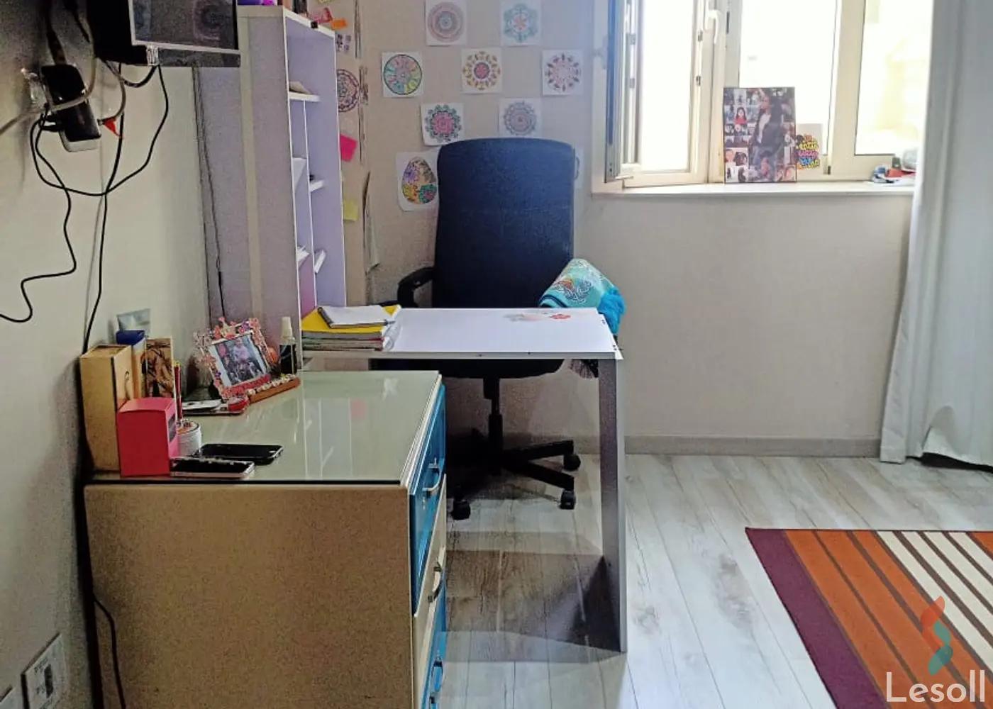 فيلا للبيع بمساحة 760 متر و 7 غرف في مدينة الشروق القاهرة - صورة 2