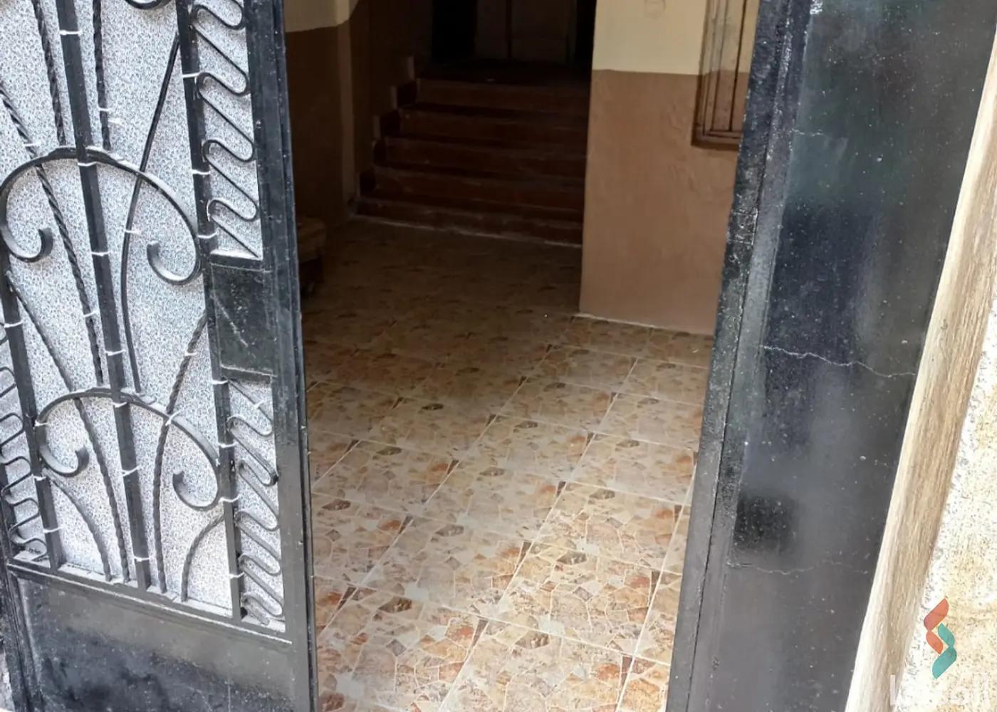 Building for sale with an data.area 298 meters and 13 data.rooms in Dokki Giza Building for sale with an data.area 298 meters and 13 data.rooms in Dokki Giza