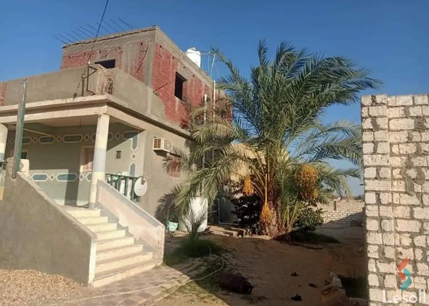 Land building for sale with an area of 400 meters in Wadi Natrun Beheira
