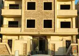 عماره للبيع في القاهره الجديده بالتجمع