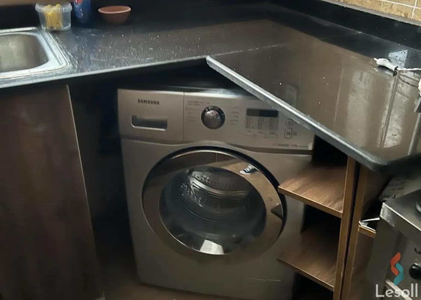 شقة للايجار الشهري بمساحة 140 متر و 3 غرف في مدينتي القاهرة - صورة 2