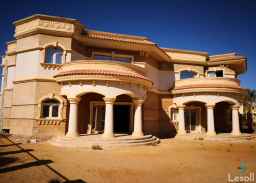 قصر للبيع في كومباوند رويال لاجون