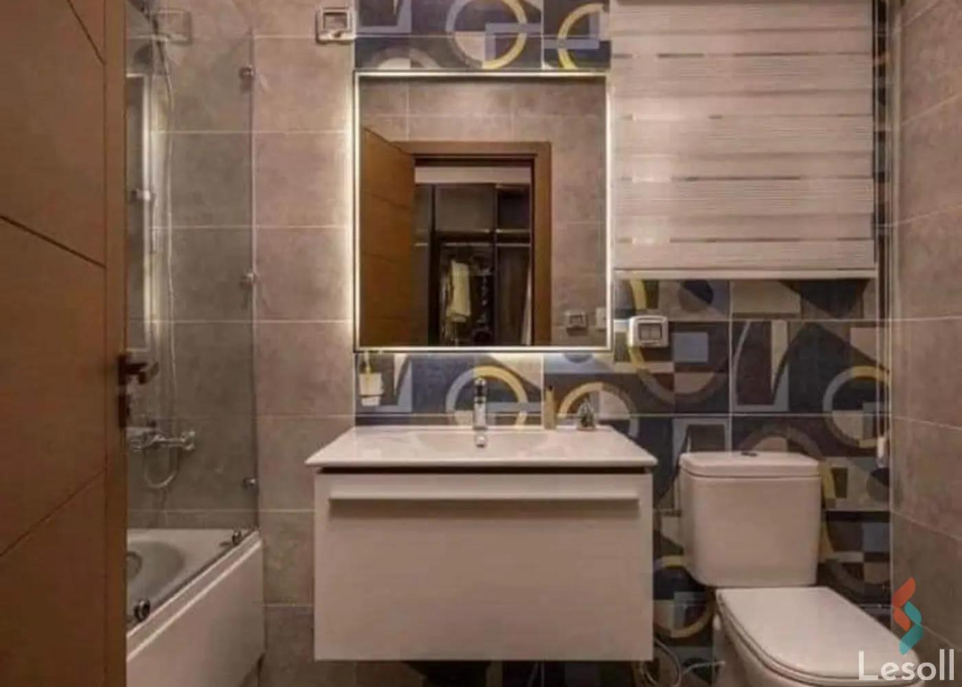 شقة للبيع بمساحة 150 متر و 3 غرف في التجمع الخامس القاهرة - صورة 4