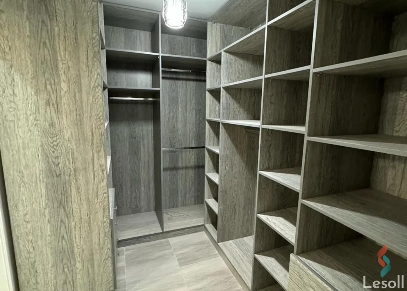 شقة للبيع بمساحة 201 متر و 3 غرف في التجمع الخامس القاهرة - صورة 2