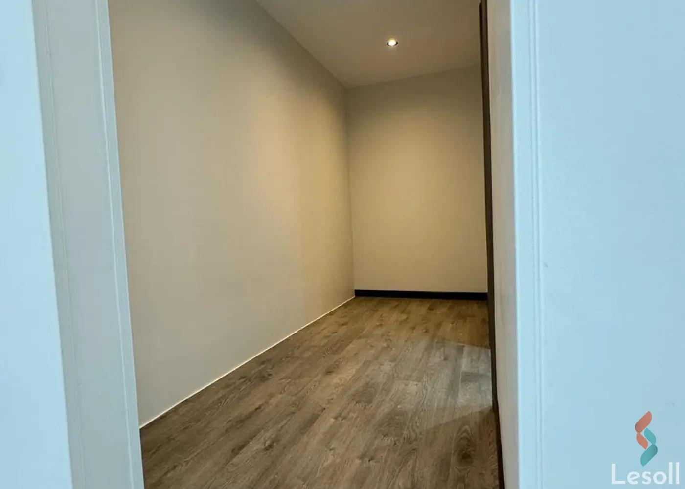 شقة للبيع بمساحة 201 متر و 3 غرف في التجمع الخامس القاهرة - صورة 4