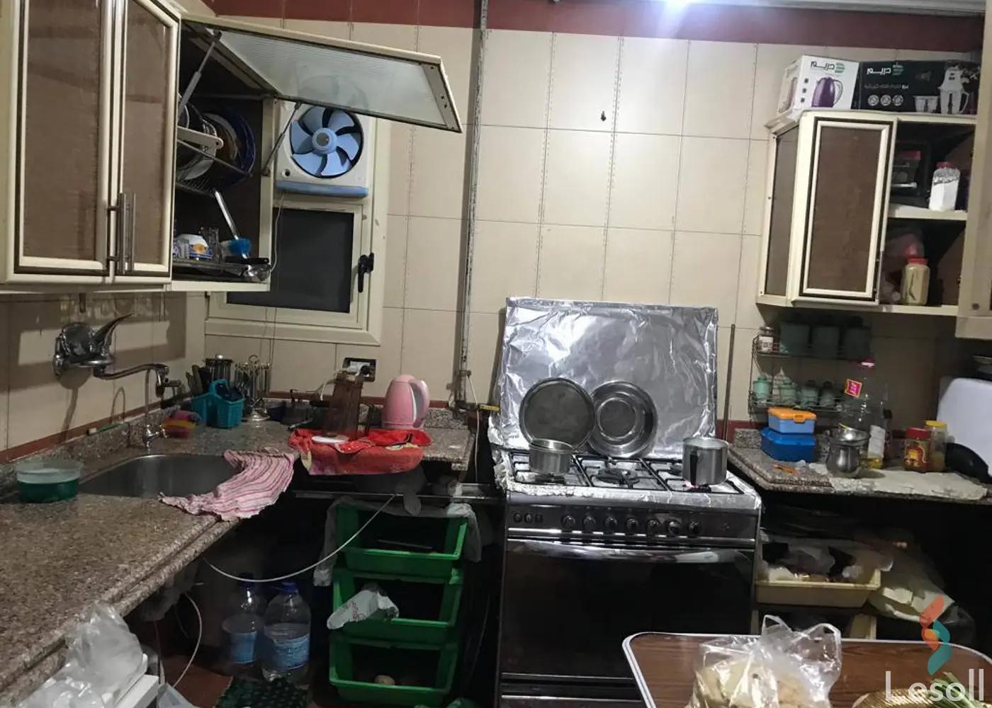 شقة للبيع بمساحة 200 متر و 3 غرف في فيصل الجيزة - صورة 3