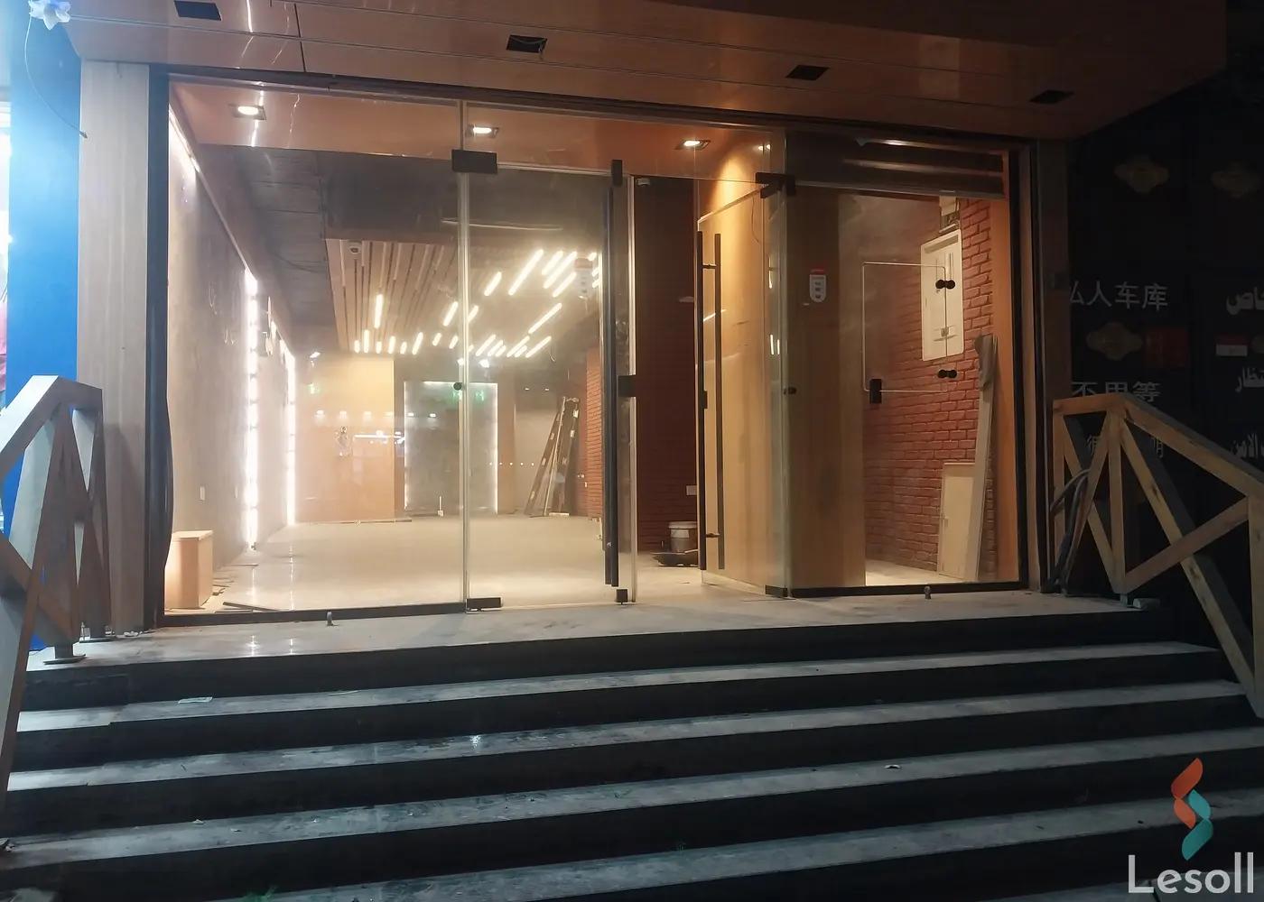 Retail for monthly rent with an data.area of 135 meters in Shubra Cairo