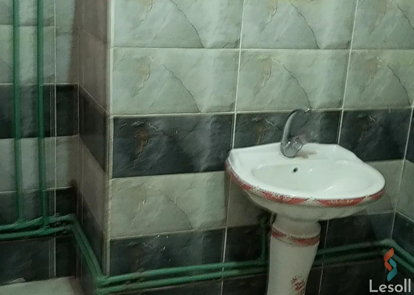 Apartment for monthly rent with an data.area 100 meters and 4 rooms in Al Basatin Cairo