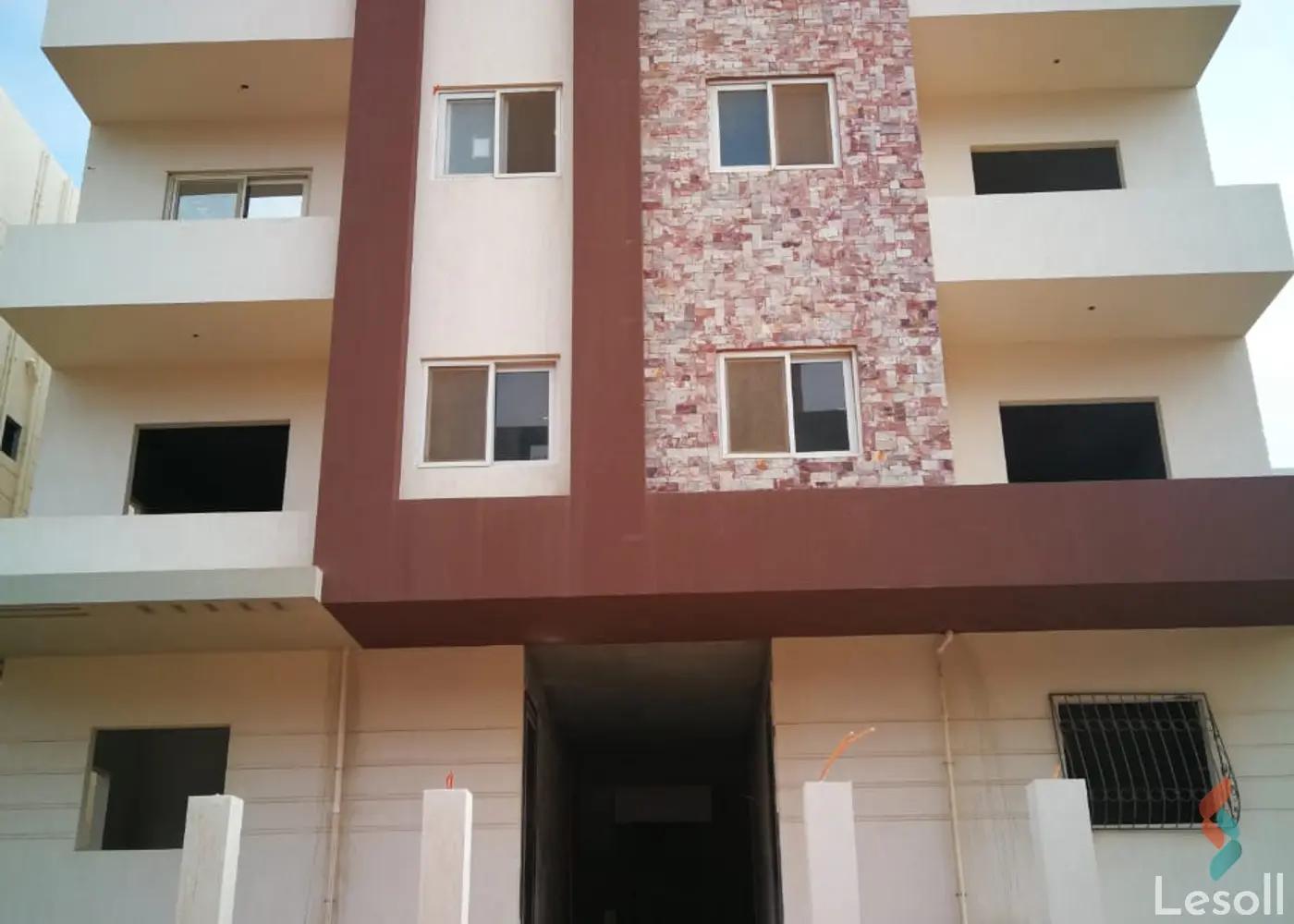 شقة للبيع بمساحة 160 متر و 3 غرف في التجمع الخامس القاهرة - صورة 2