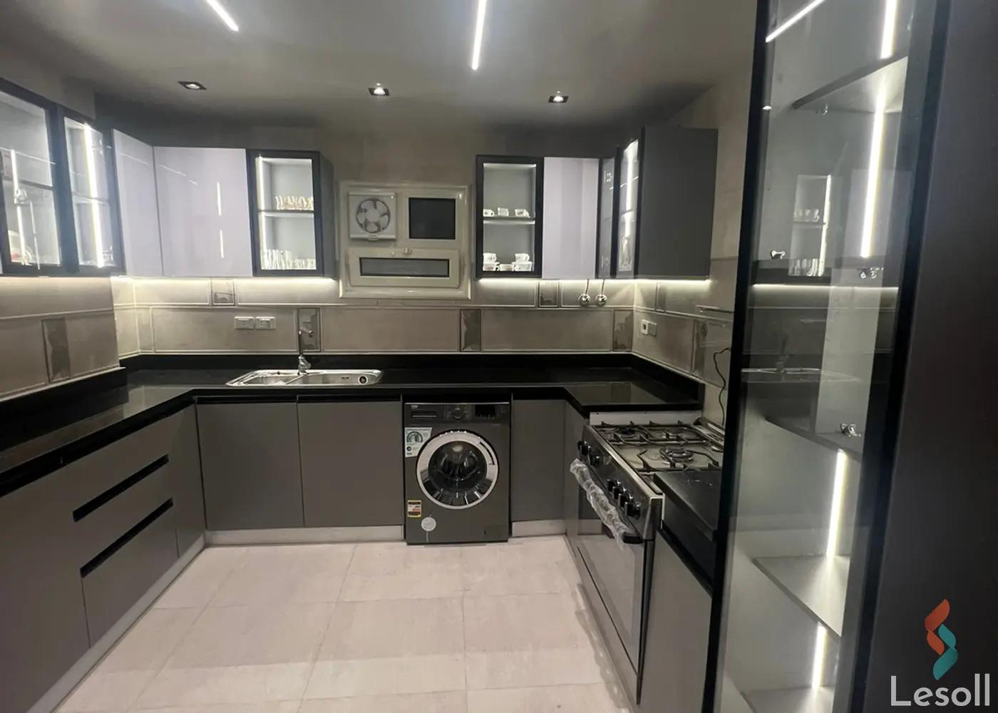 Apartment for monthly rent with an data.area 220 meters and 3 rooms in Nasr City Cairo - Image 4