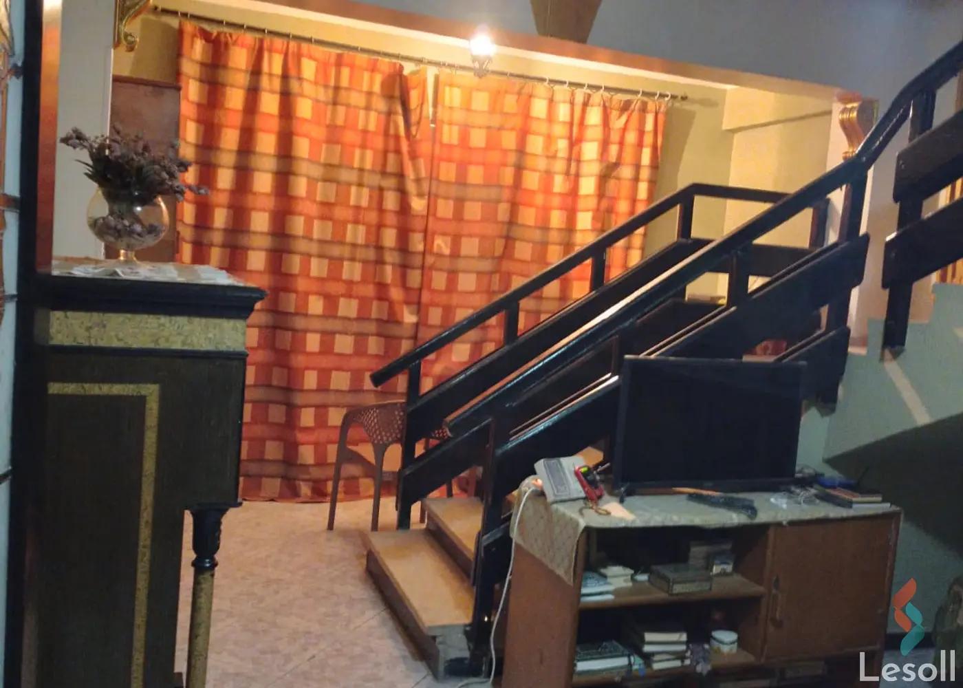 Apartment for sale with an data.area 282 meters and 6 data.rooms in Nasr City Cairo - Image 2