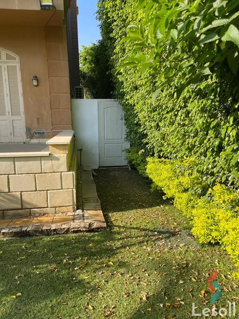 Villa for sale with an data.area 760 meters and 7 data.rooms in October 6 Giza