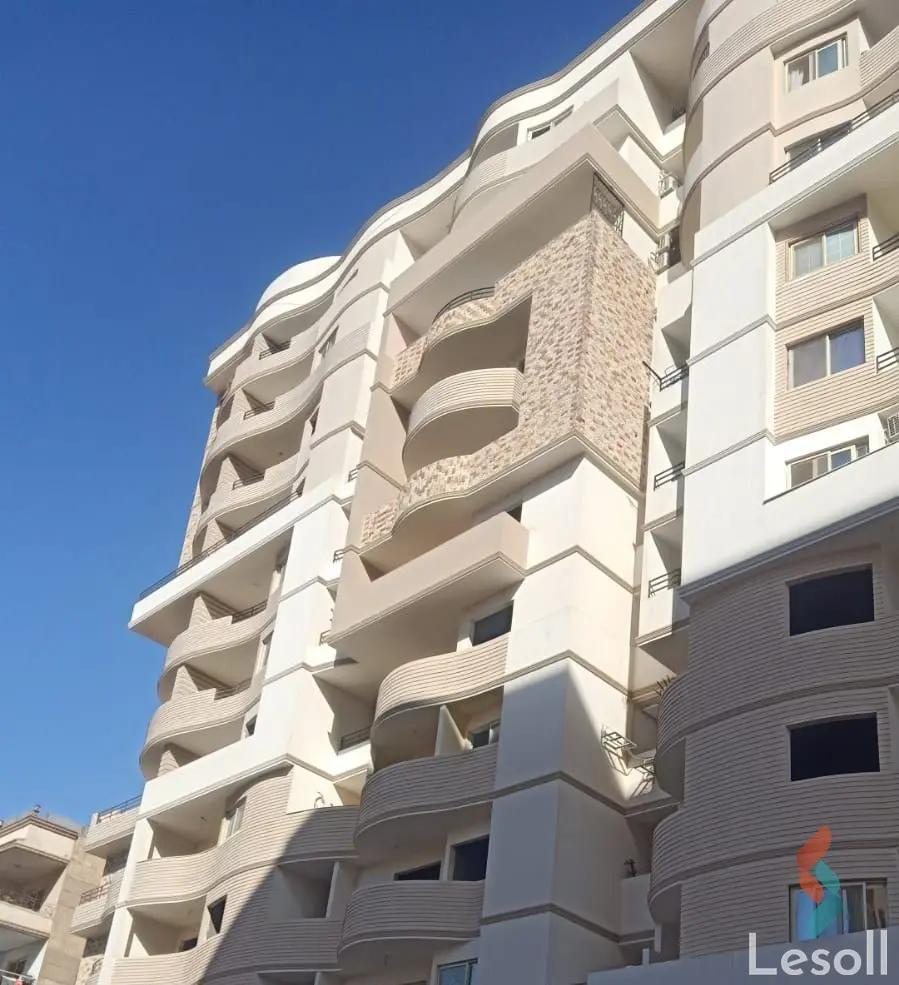 Apartment for sale with an data.area 200 meters and 3 data.rooms in Nasr City Cairo - Image 2
