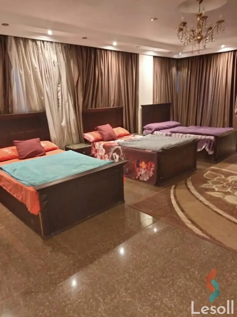 Apartment for daily rent with an data.area 200 meters and 3 rooms in Mohandessin Giza - Image 4