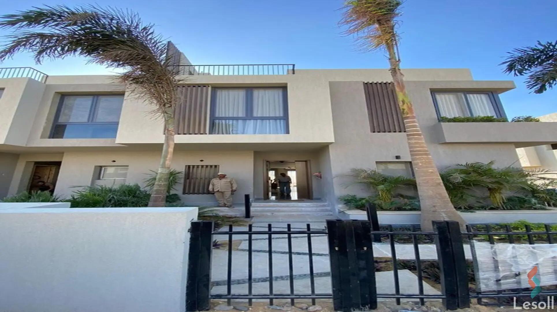 شقة للبيع بمساحة 225 متر و 4 غرف في مدينة الشروق القاهرة - صورة 2