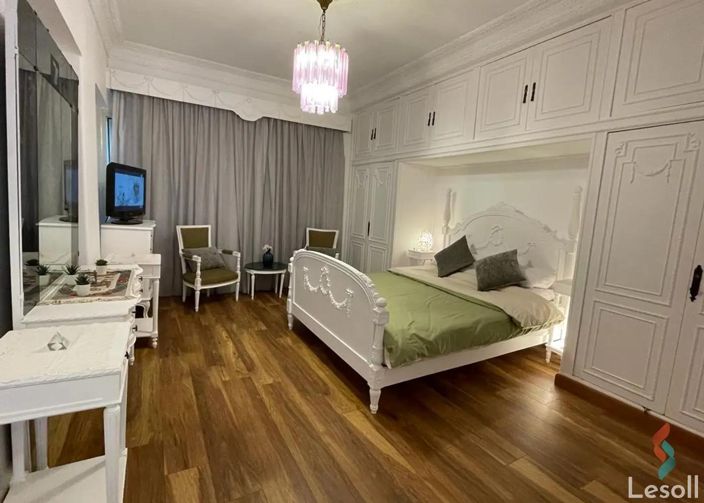 Apartment for sale with an data.area 250 meters and 4 data.rooms in Zamalek Cairo