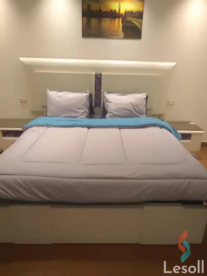 Apartment for daily rent with an data.area 165 meters and 3 rooms in Mohandessin Giza - Image 2