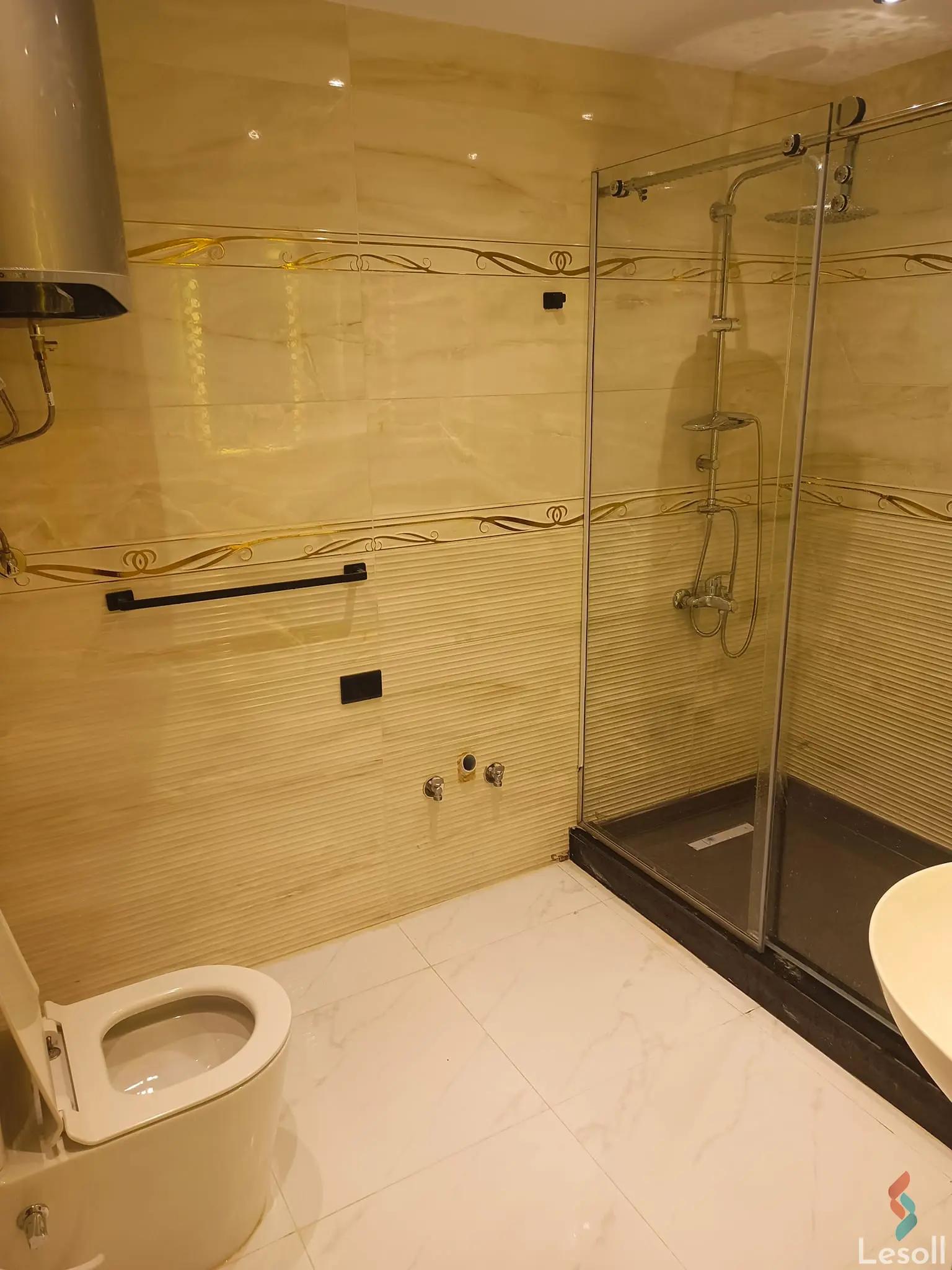 Apartment for daily rent with an data.area 165 meters and 3 rooms in Mohandessin Giza - Image 2