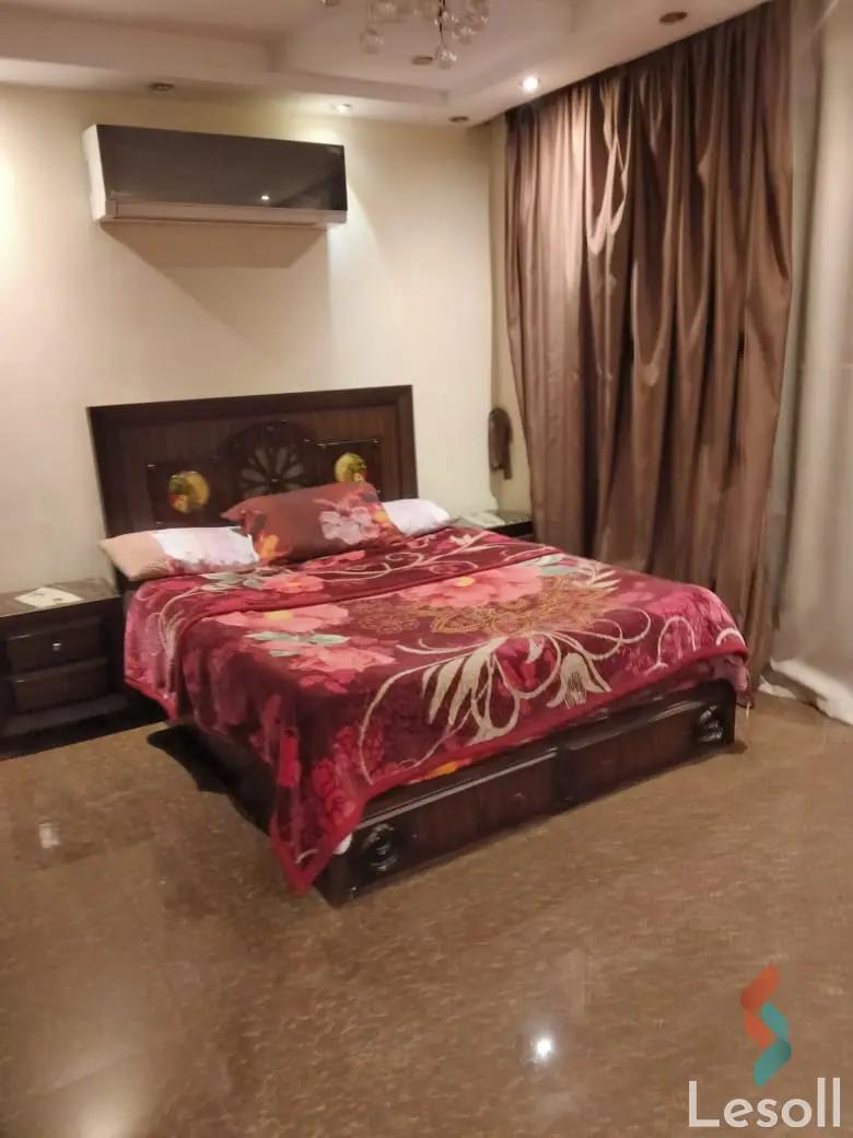 Apartment for daily rent with an data.area 165 meters and 3 rooms in Mohandessin Giza - Image 3