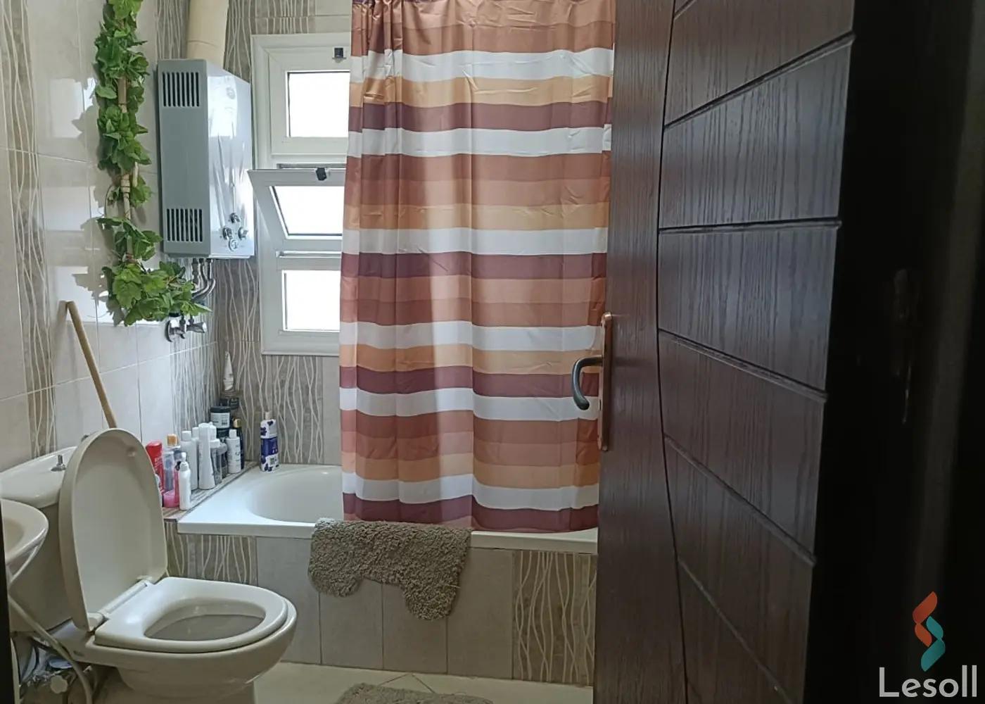 Apartment for monthly rent with an data.area 180 meters and 3 rooms in Nasr City Cairo - Image 2