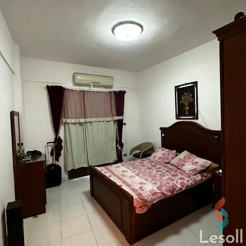 Retail for monthly rent with an data.area of 25 meters in Haram Giza