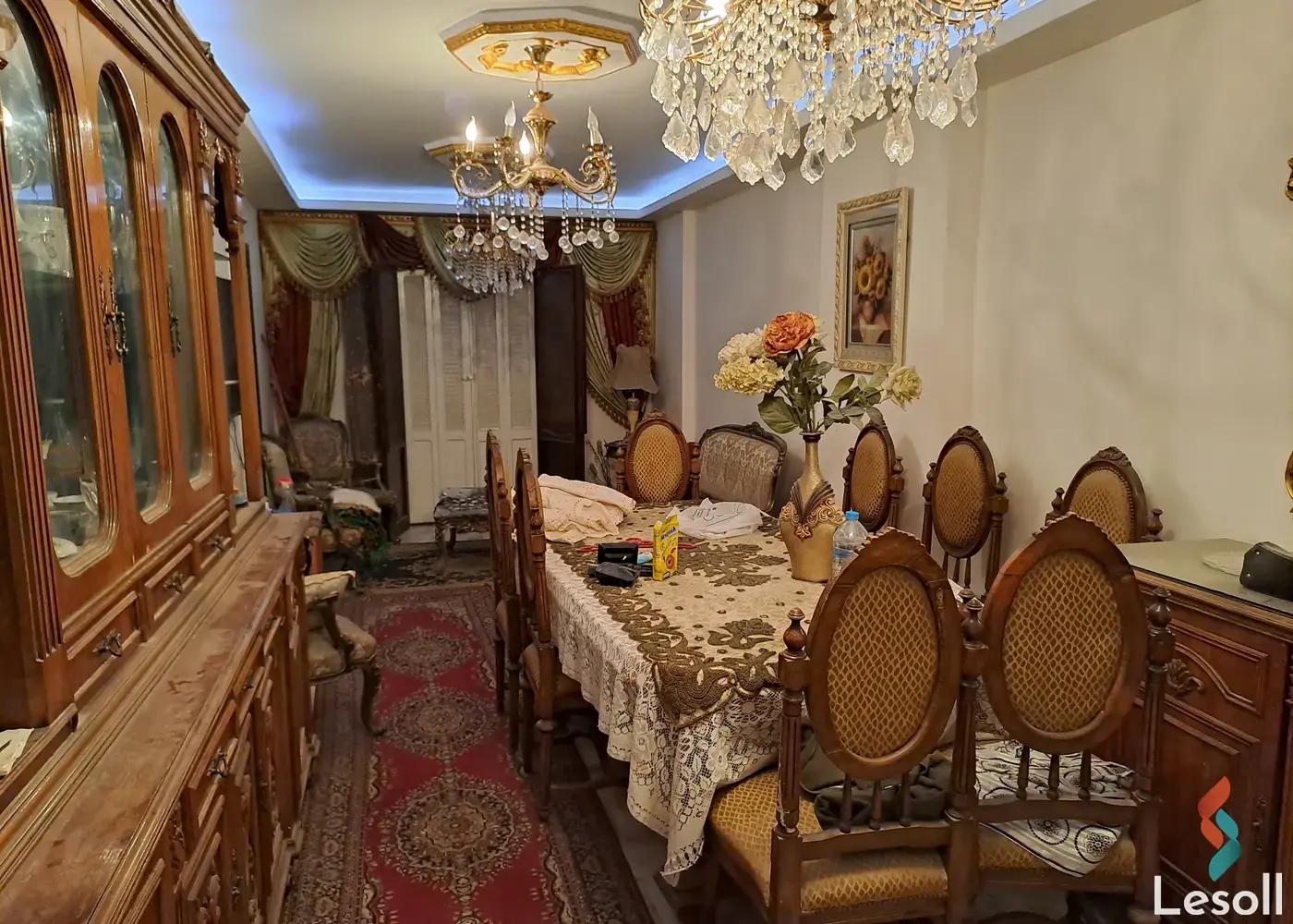 شقة للايجار الشهري بمساحة 130 متر و غرفتان في سموحة الاسكندرية