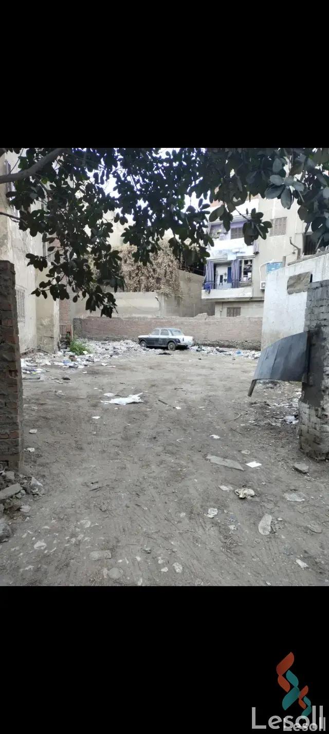 Land building for sale with an area of 440 meters in Kit Kat Giza