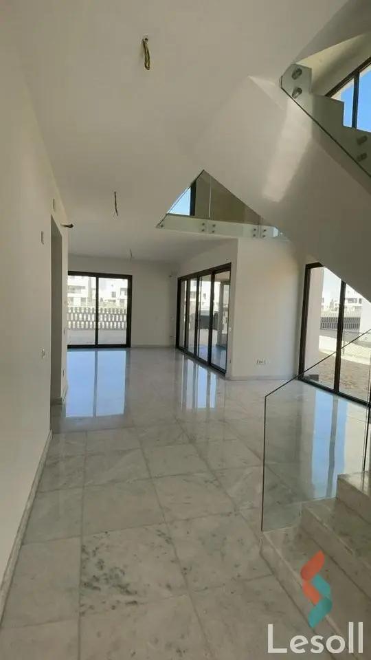 Villa for sale with an data.area 210 meters and 3 data.rooms in Cheikh Zayed Giza - Image 2