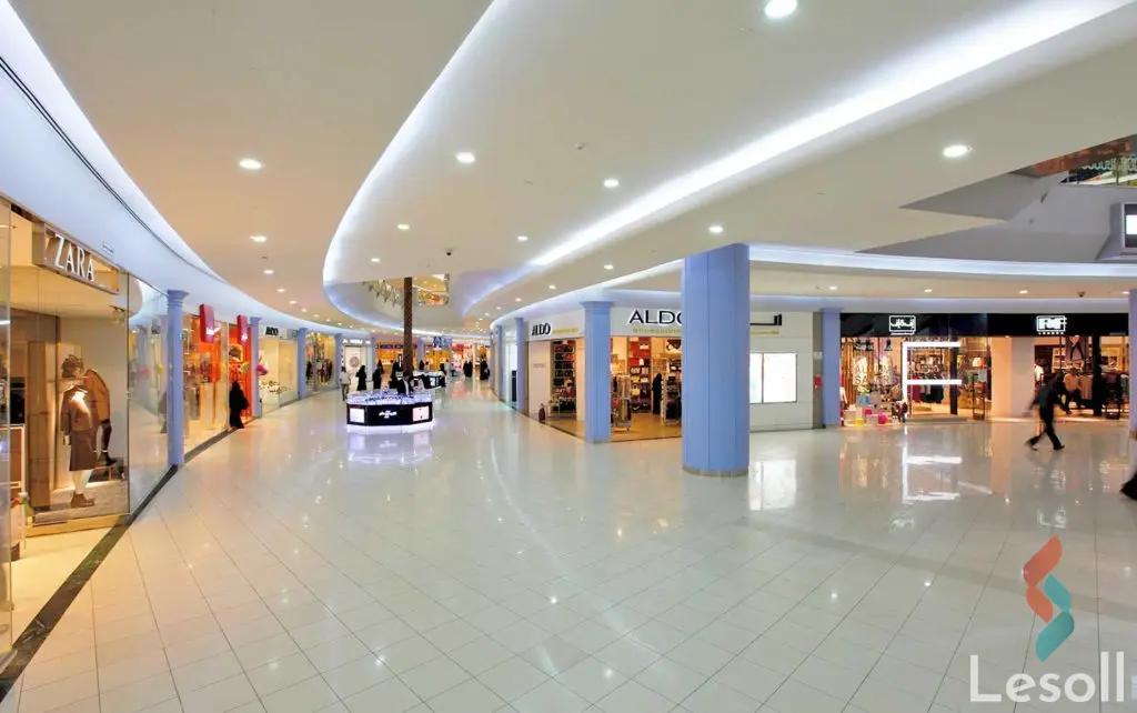 Retail for sale with an area of 15 meters in New Cairo Cairo - Image 3