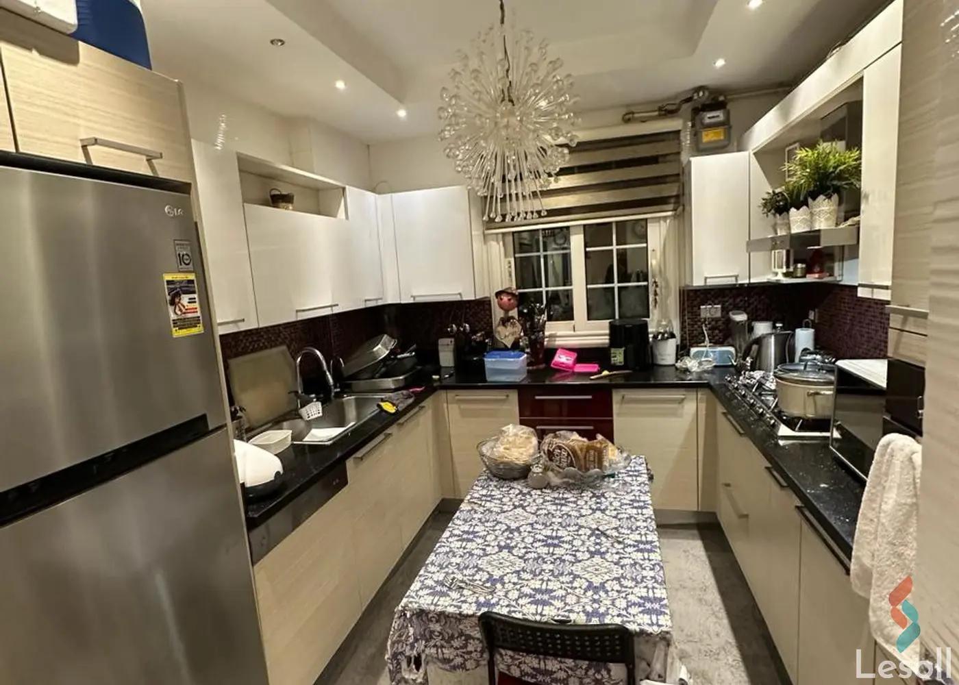 Apartment for sale with an data.area 185 meters and 3 data.rooms in Nasr City Cairo - Image 3