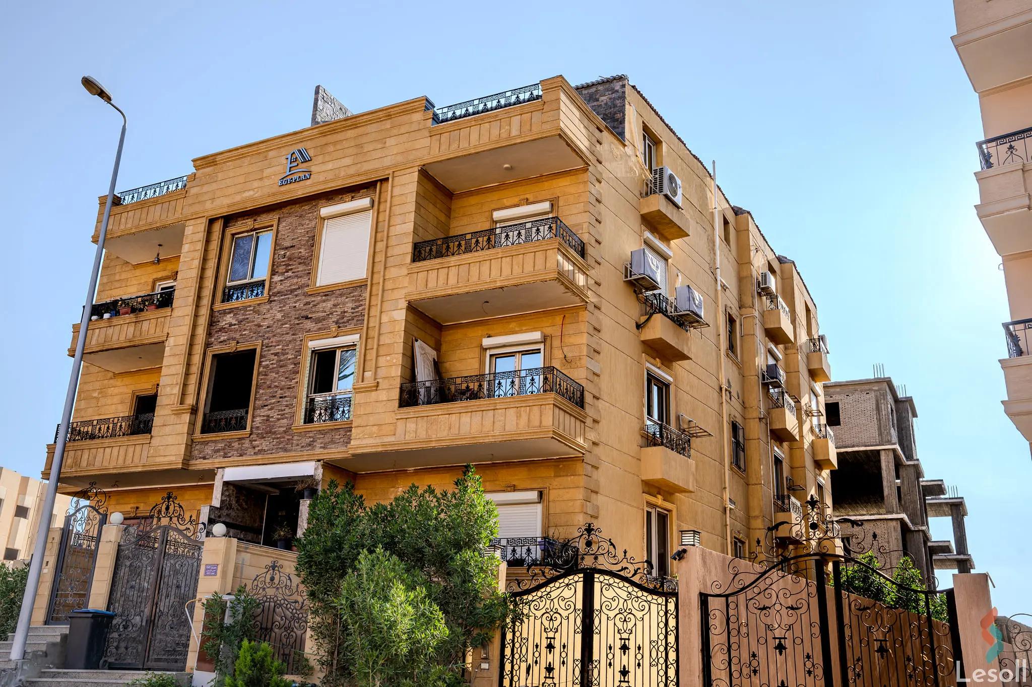 Apartment for sale with an data.area 250 meters and 4 data.rooms in Cheikh Zayed Giza - All Images