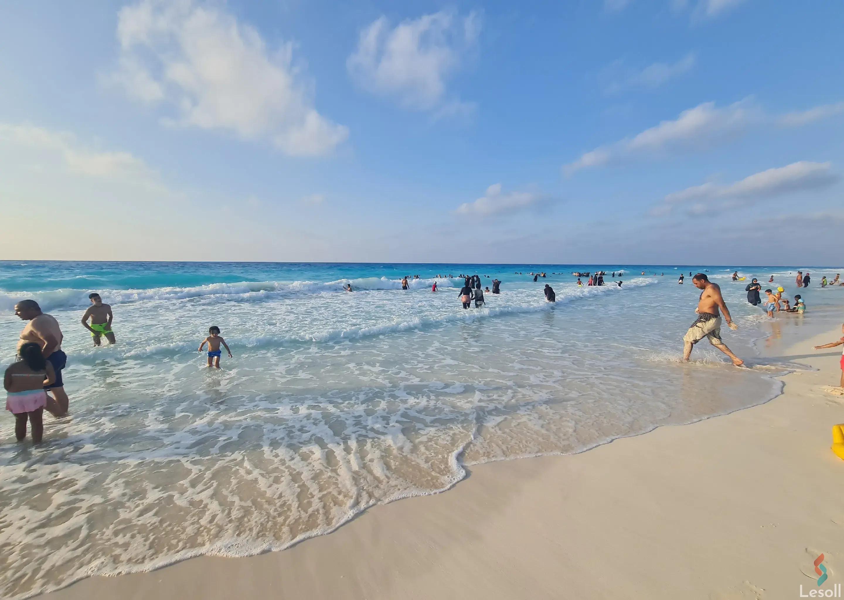 Chalet for sale with an data.area 200 meters and 3 data.rooms in El Hamam Matrouh