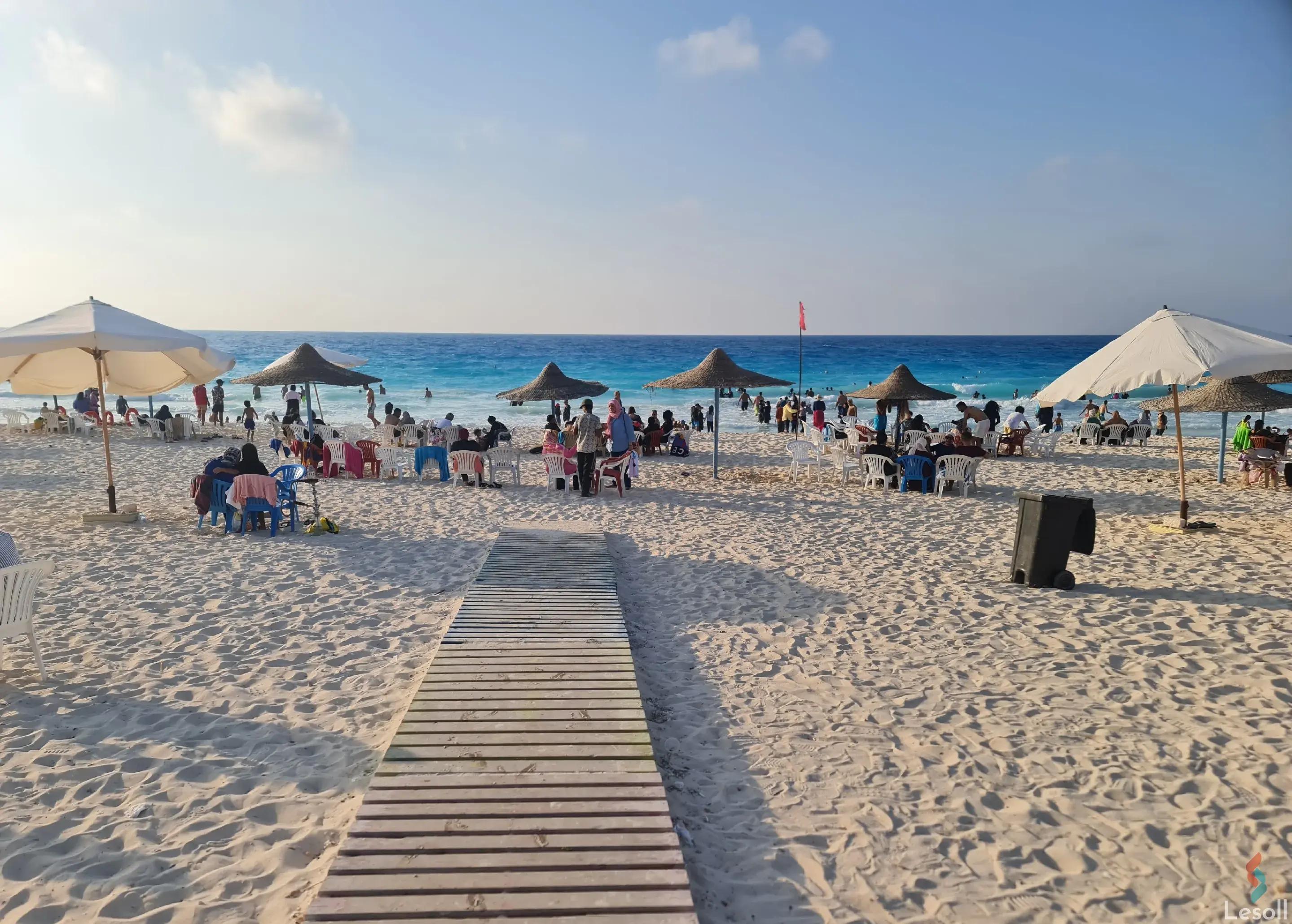 Chalet for sale with an data.area 200 meters and 3 data.rooms in El Hamam Matrouh