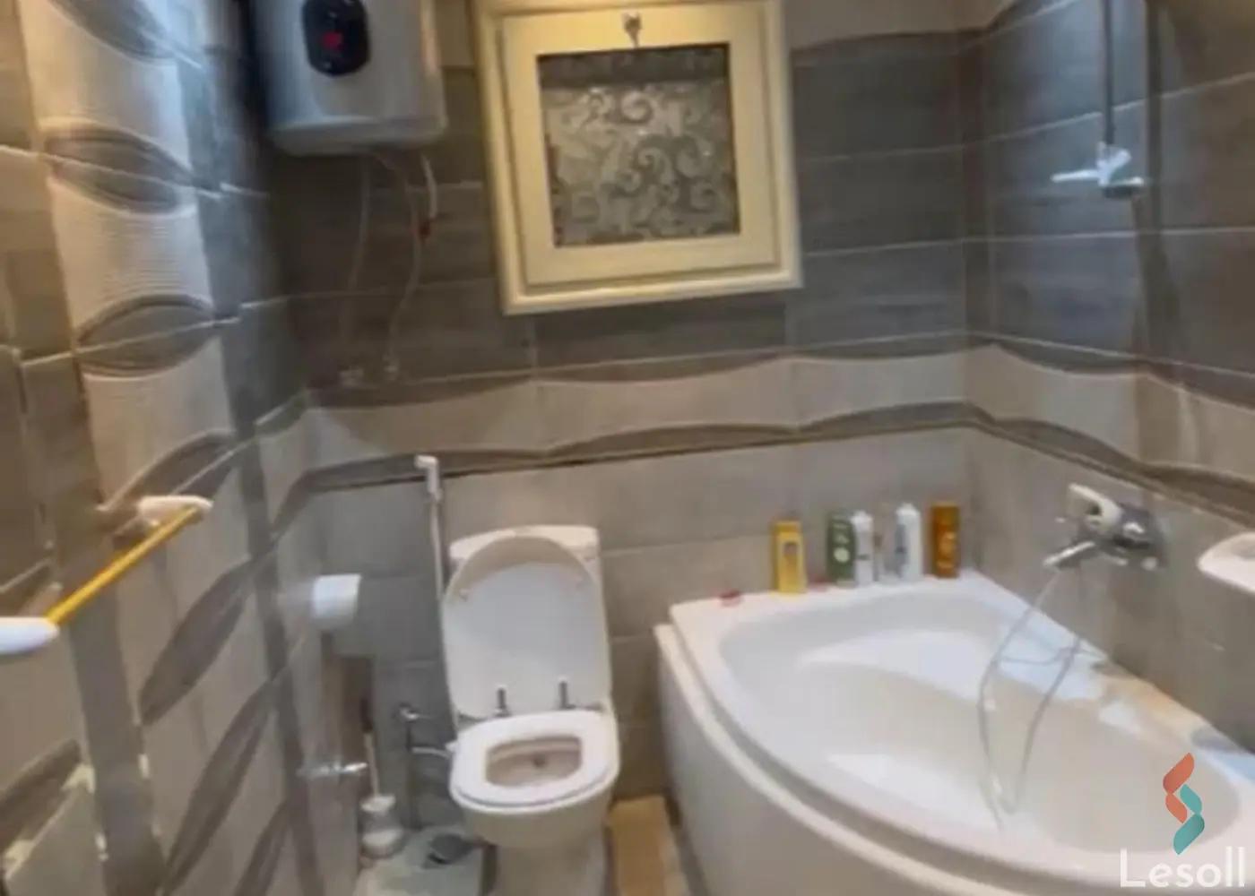 Apartment for sale with an data.area 185 meters and 3 data.rooms in Nasr City Cairo - Image 3