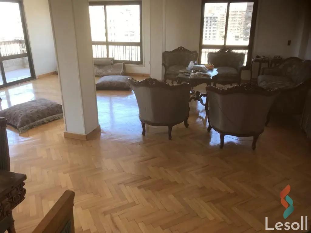 شقة للبيع بمساحة 230 متر و 3 غرف في مدينة نصر القاهرة - صورة 3