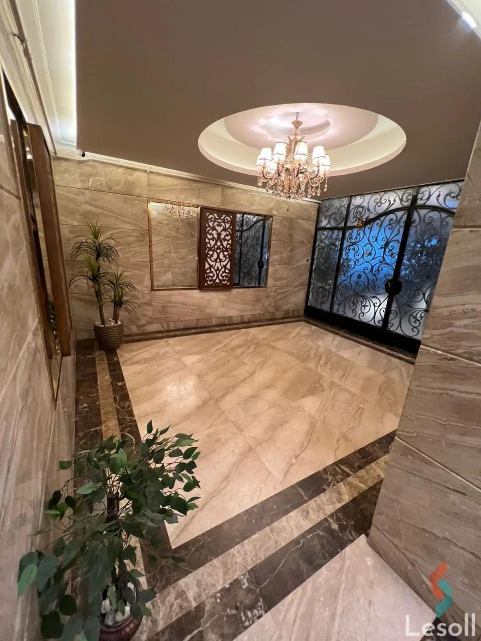 Apartment for sale with an data.area 300 meters and 4 data.rooms in Nasr City Cairo - Image 2