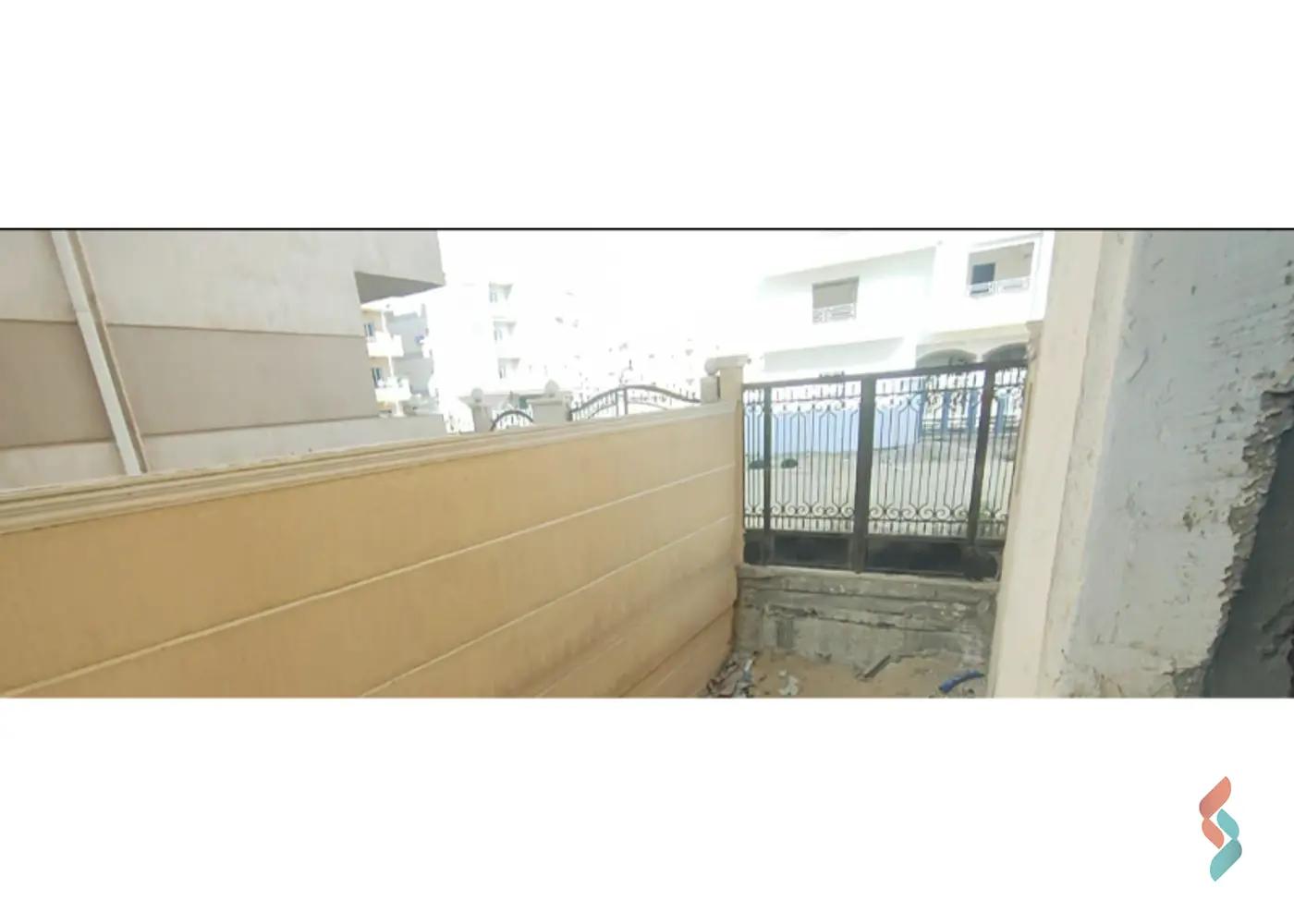 دوبلكس للبيع بمساحة 350 متر و غرفة واحدة في التجمع الخامس القاهرة - صورة 2