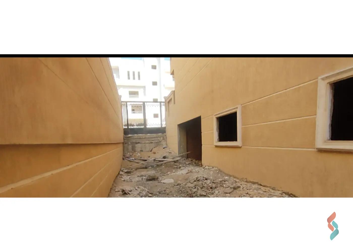 دوبلكس للبيع بمساحة 350 متر و غرفة واحدة في التجمع الخامس القاهرة - صورة 3