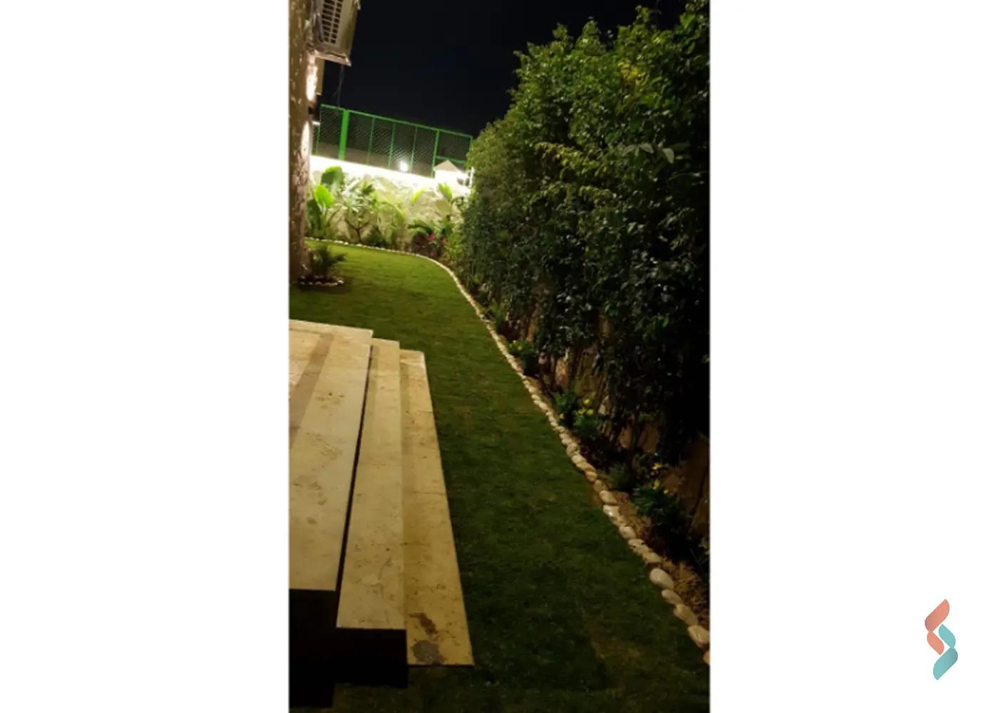 Villa for sale with an data.area 400 meters and 4 data.rooms in 5th Settlement Cairo