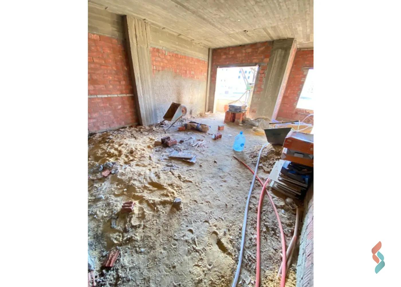 شقة للبيع بمساحة 190 متر و 3 غرف في التجمع الخامس القاهرة - صورة 2