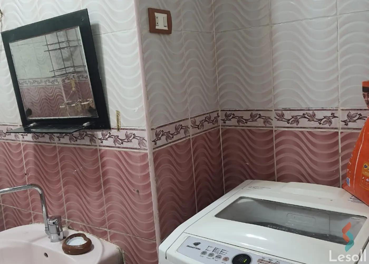 Apartment for monthly rent with an data.area 130 meters and 3 rooms in Nasr City Cairo - Image 3