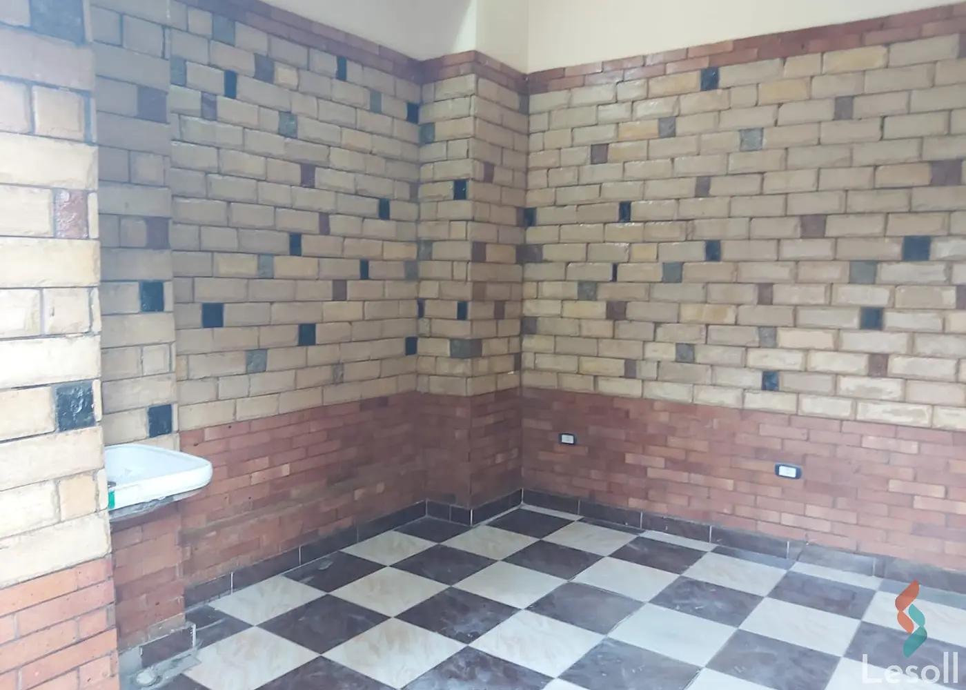 Retail for monthly rent with an data.area of 40 meters in Shubra Cairo