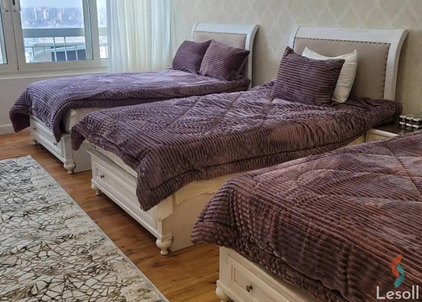 شقة للايجار اليومي بمساحة 350 متر و 3 غرف في الزمالك القاهرة - كل الصور